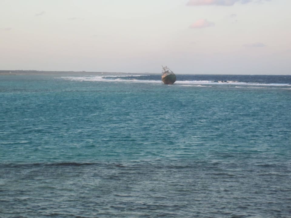 Gestrandetes Schiff Three Corners Sea Beach Resort