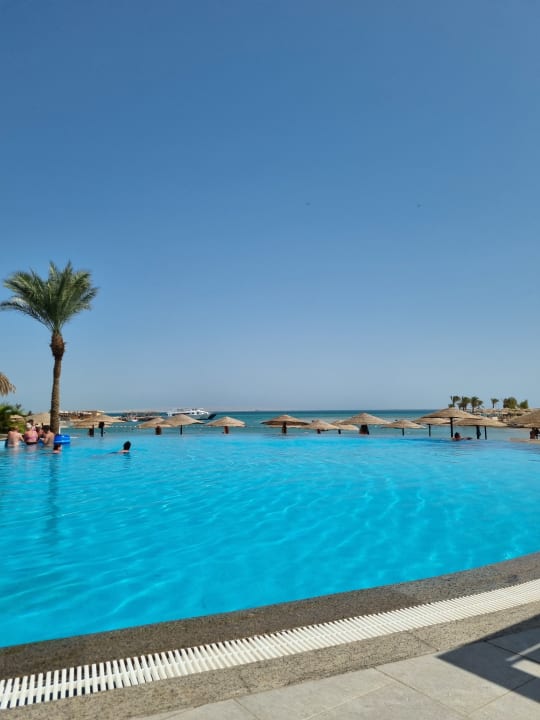 Pool JAZ Elite Casa del Mar Beach