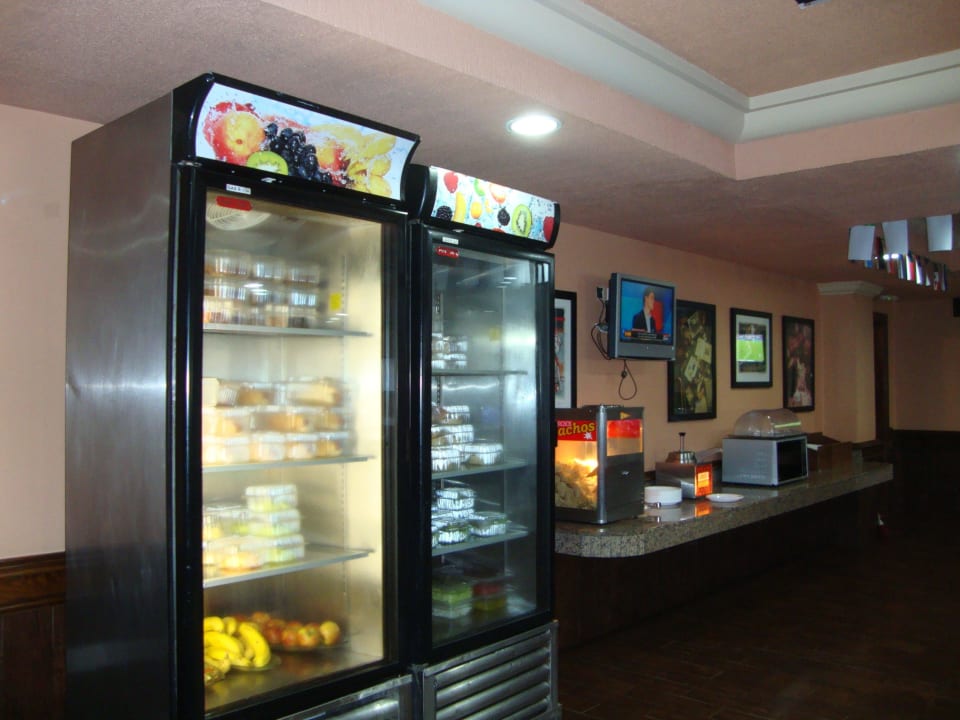 Snacks in der 24 Stunden Bar Hotel Riu Palace Riviera Maya