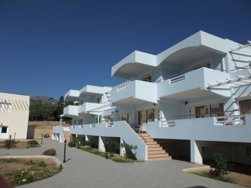 Wohngebäude Royal Beach Hotel