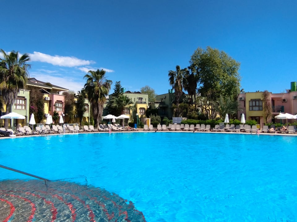 Pool VONRESORT Golden Beach