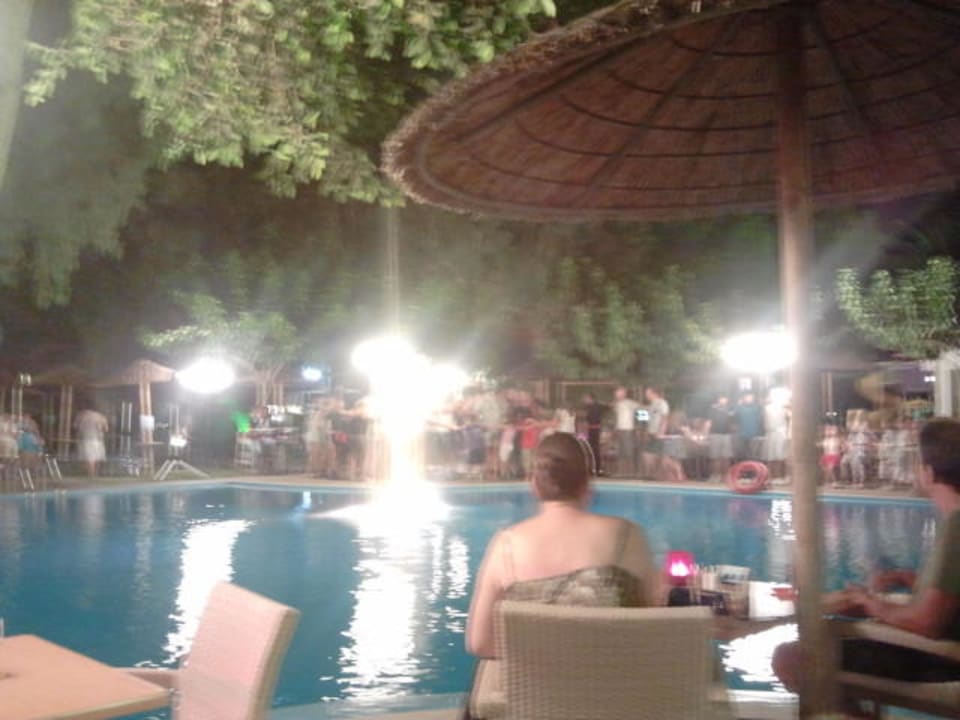 Abendunterhaltung Corissia Beach Hotel