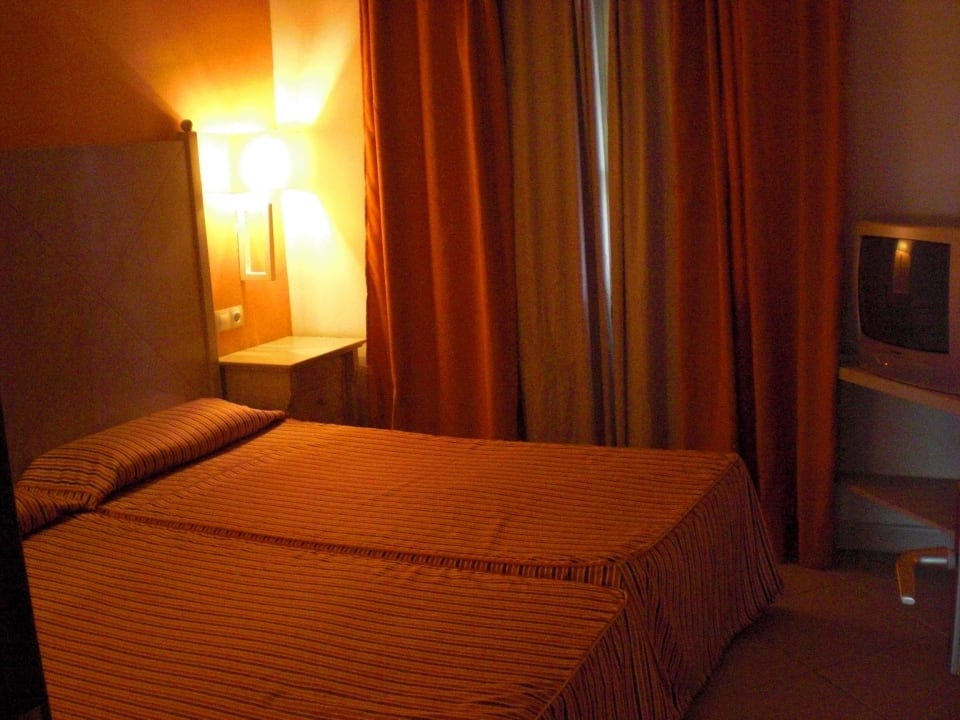 Schlafzimmer allsun App.-Hotel Albatros