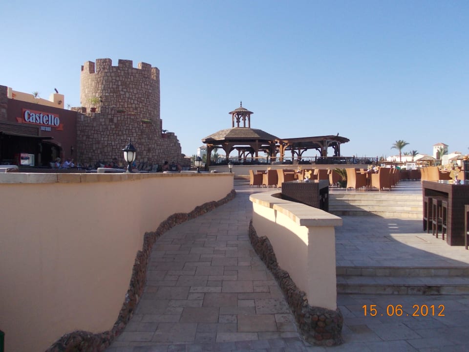 Aufgang zum Castello Pickalbatros Dana Beach Resort - Hurghada