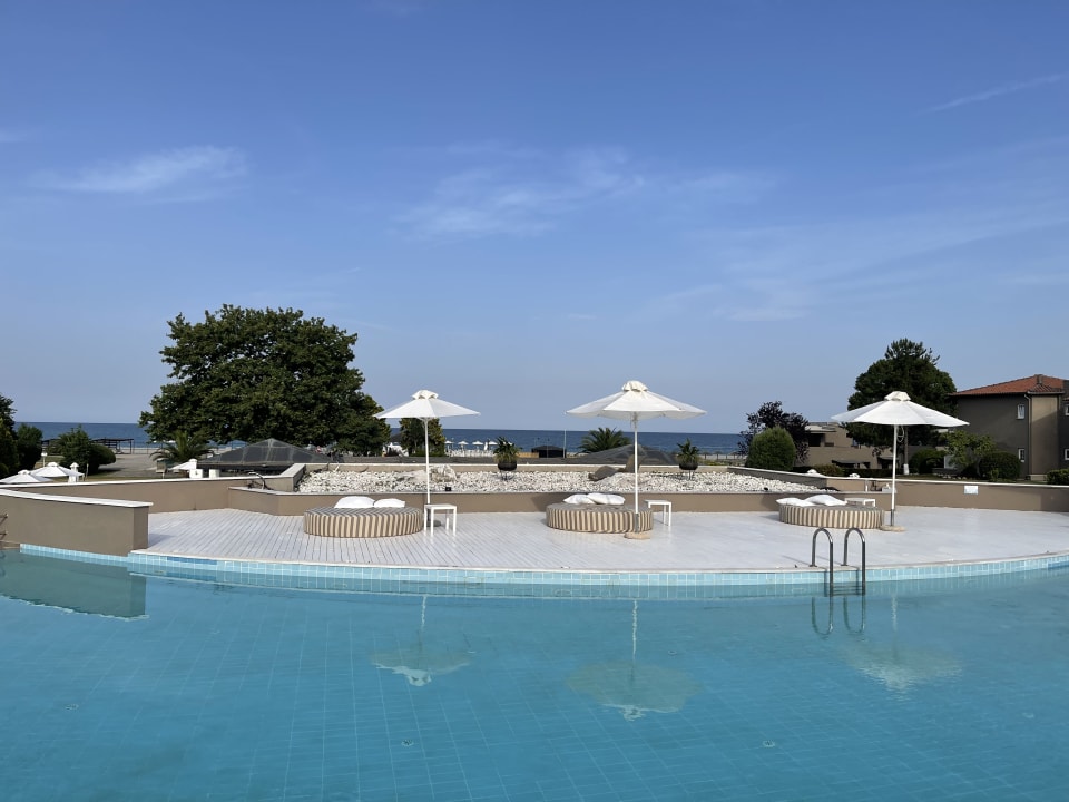 Pool Hotel Dion Palace Resort and Spa