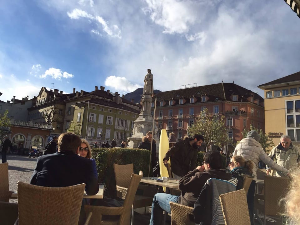 Blick vom Waltherplatz Stadt Hotel Citta