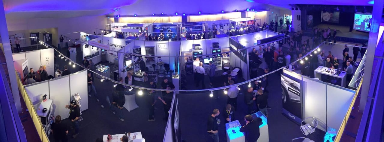 Großer Saal mit Bühne Aqualux Wellness- & Tagungshotel