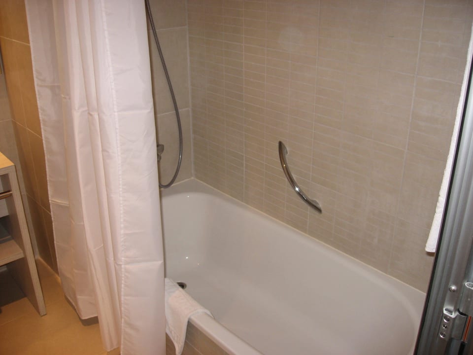 Dusche/Badewanne Protur Safari Park Aparthotel