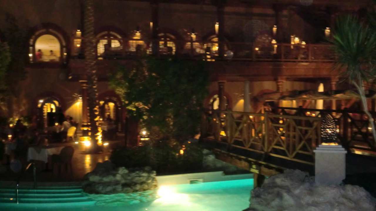 Hotel am Abend Ghazala Gardens