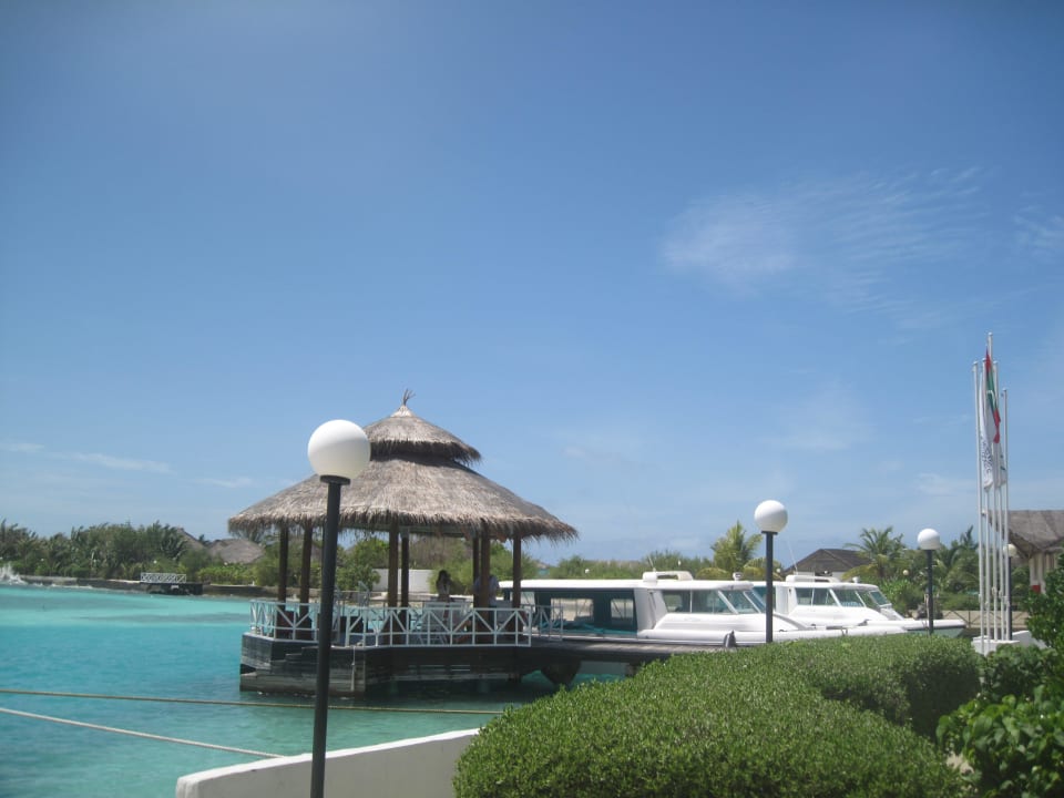 Przystań przy hotelu Cinnamon Dhonveli Maldives