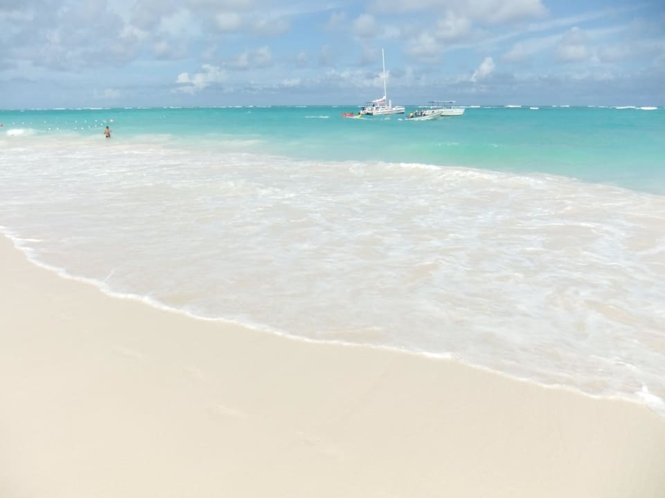 Weißer Sand türkises Meer Grand Palladium Select Bávaro Resort & Spa