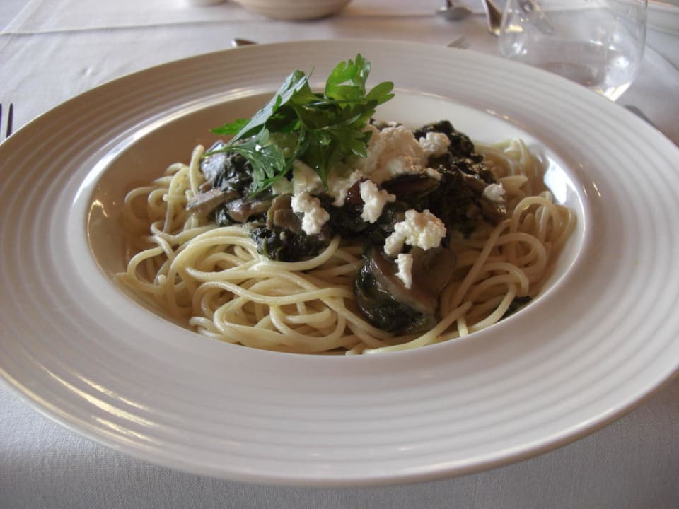 Spaghetti mit Pilzen La Quinta Menorca By PortBlue Boutique