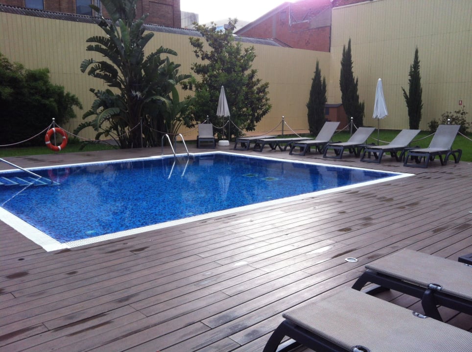 Pool Hotel & Spa Villa Olimpic@ Suites