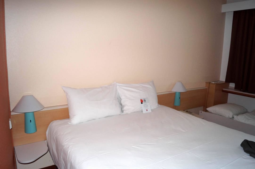 Raum / Zimmen (Innenansicht) Hotel Ibis München Messe