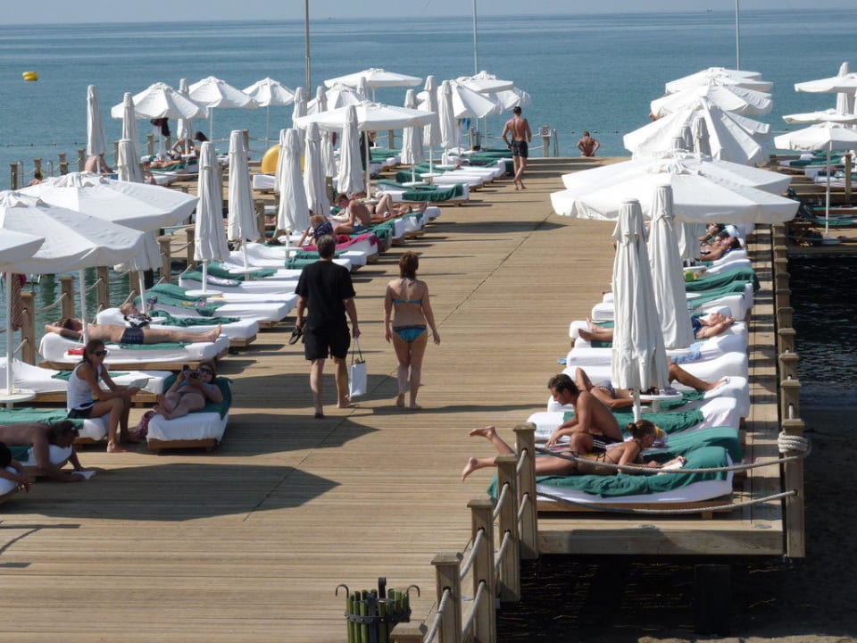 Steg am Strand Voyage Belek Golf & Spa