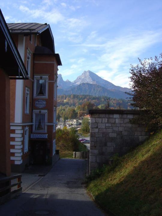 Eingang Hotel Bavaria Berchtesgaden