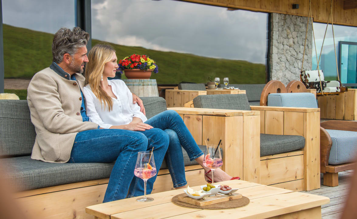 Lobby Goldknopf alpine lifestyle hotel