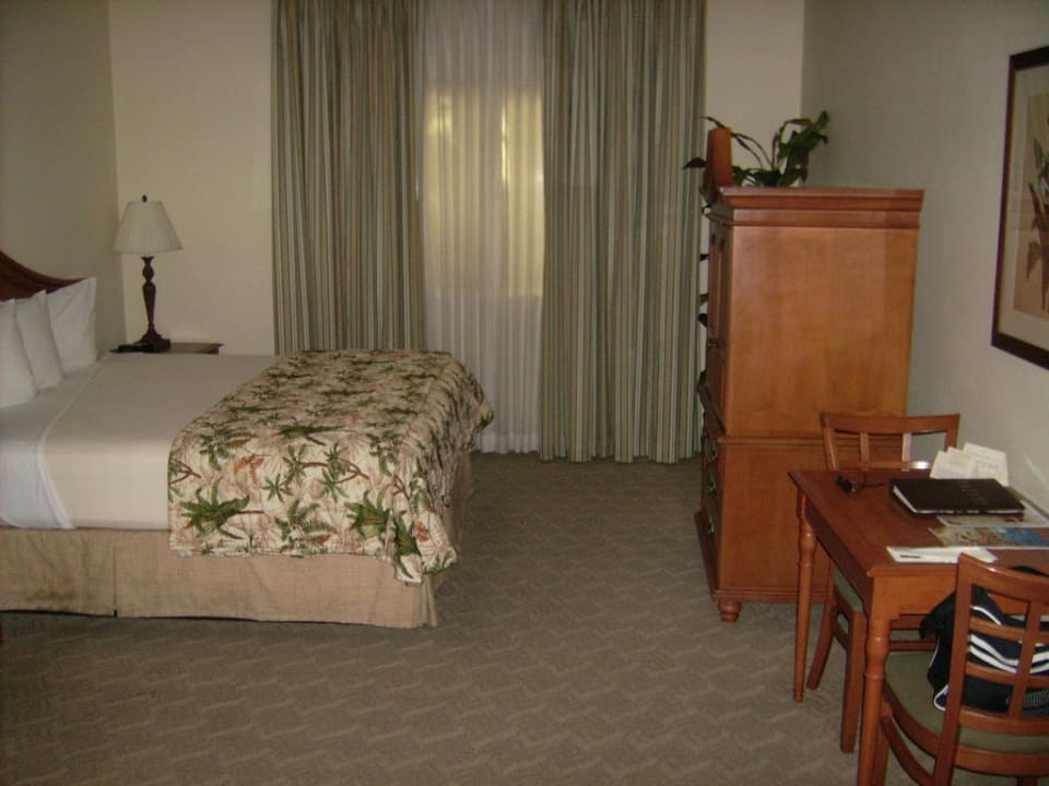 Kingsize Bed Tahiti All-Suite Resort