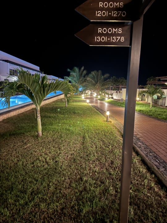 Außenansicht Meliá Laguna Beach