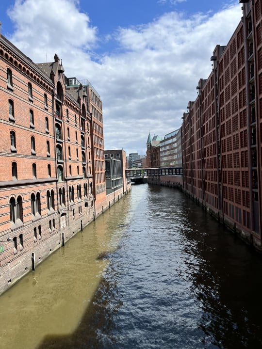Außenansicht AMERON Hamburg Hotel Speicherstadt