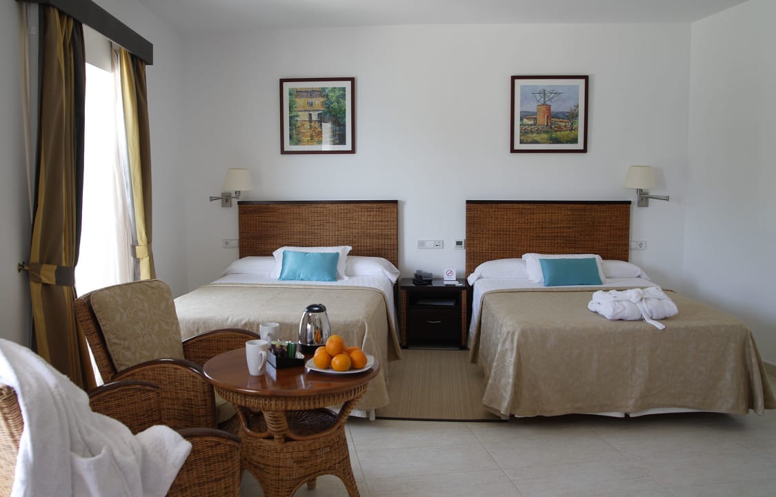 Zimmer Hotel Apartamentos Cala Santanyi