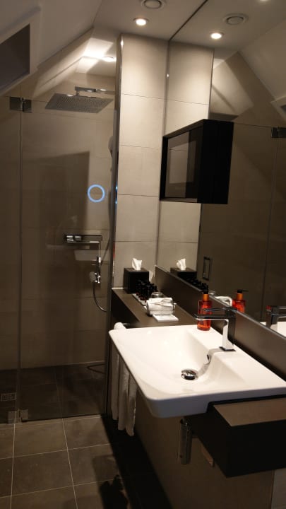 Zimmer Hotel Brunnenhaus Schloss Landau