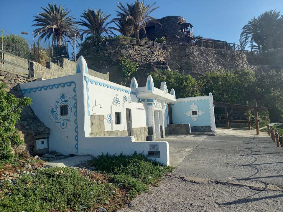 Strand Playa Feliz Apartments