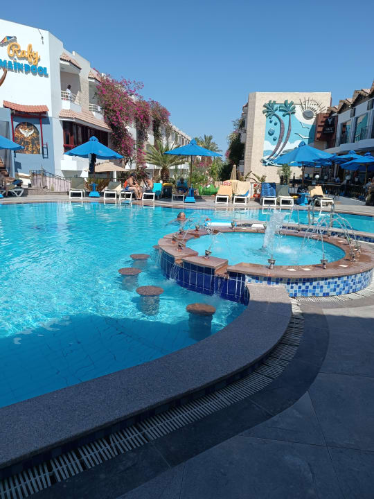 Pool Minamark Beach Resort & Spa