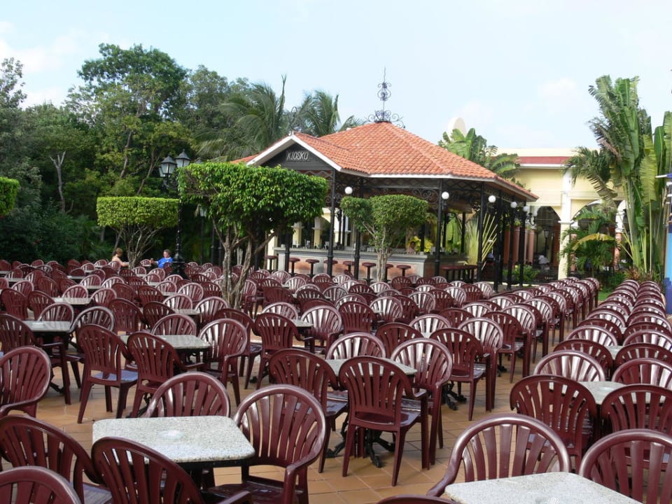 Einer der vielen Bars Hotel Riu Tequila