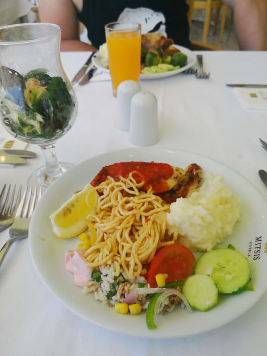 Gastro Mitsis Family Village