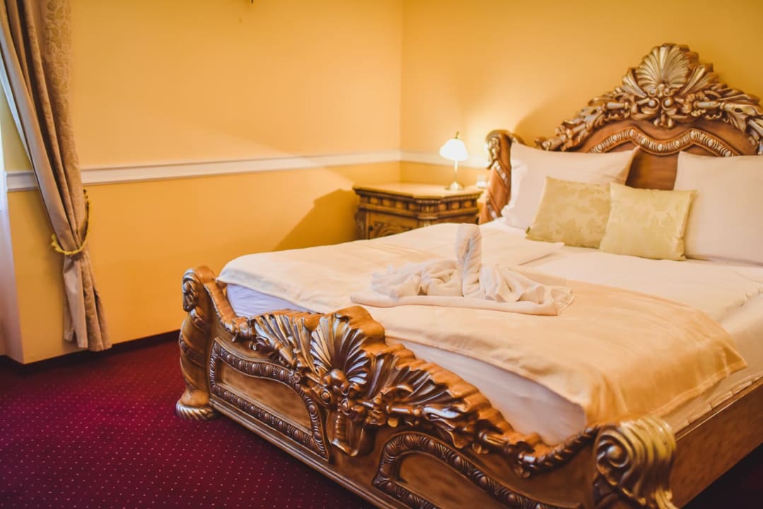 Zimmer Zámek Kamenný dvůr