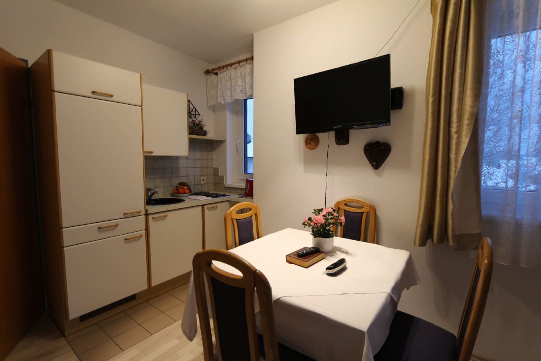 Küche/Eßgelegenheit (Nr. 140/B) Villa Flora