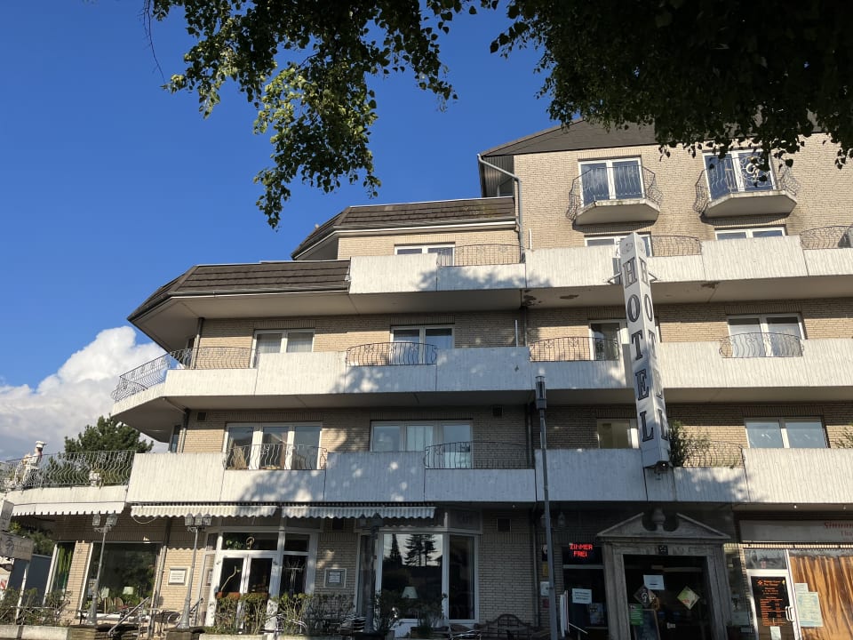 Außenansicht Parkhotel Deutsches Haus