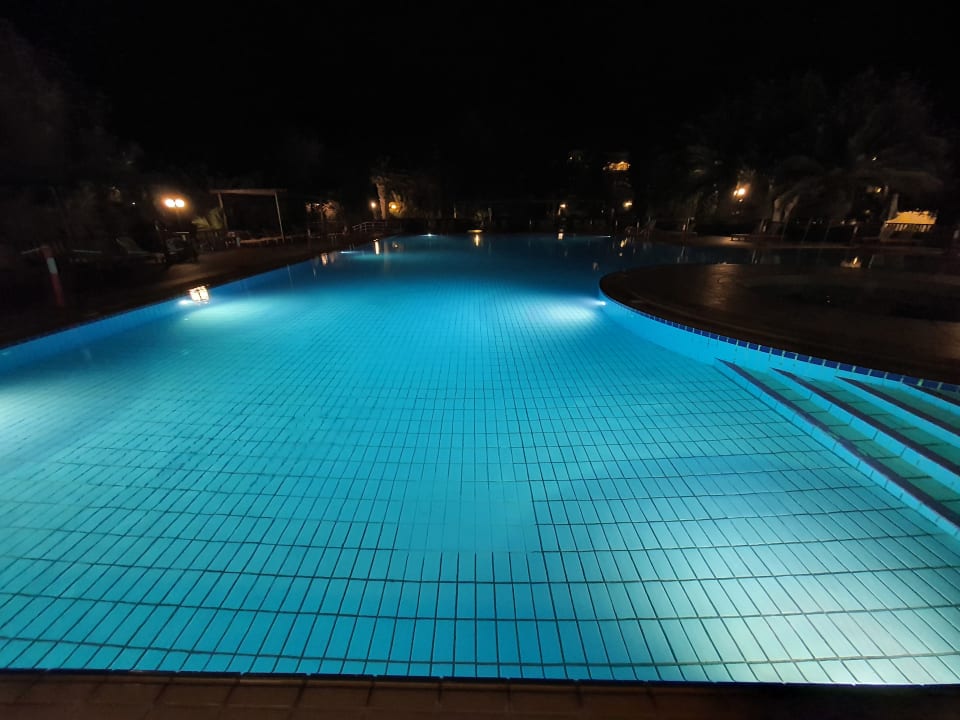 Pool Apollonia Beach Resort & Spa