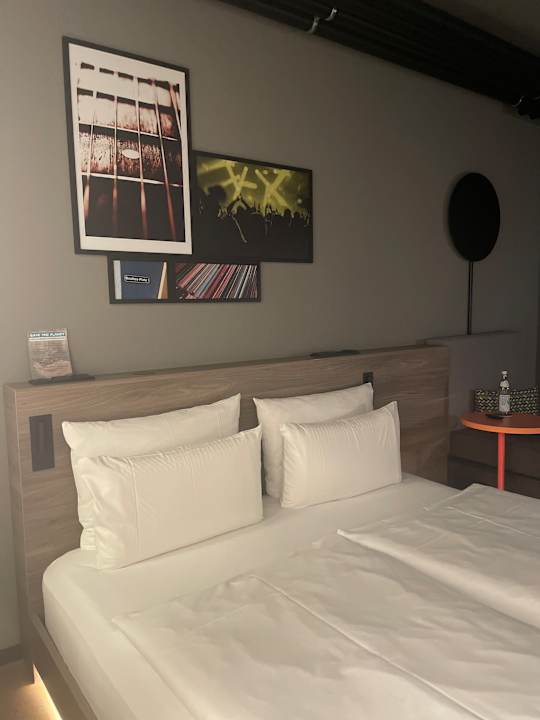 Zimmer REVERB by Hard Rock Hamburg