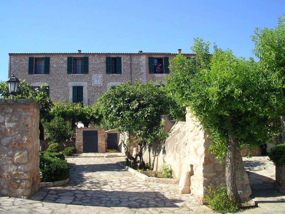 Haupthaus - Poolansicht Hotel Son Trobat Wellness & Spa