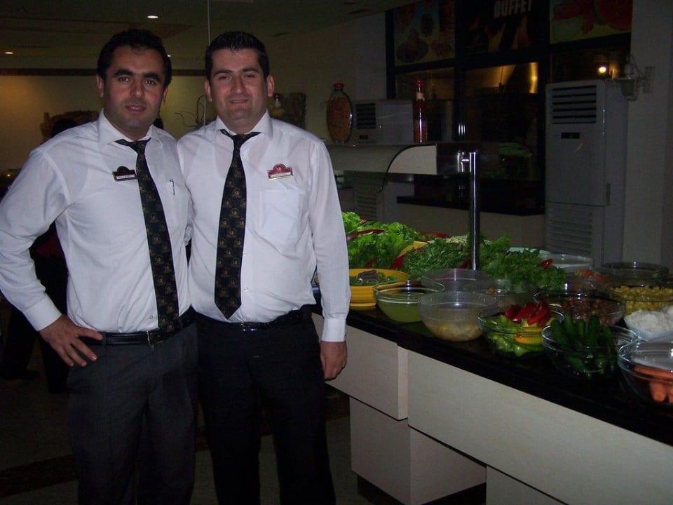 Restaurant-Management Aska Hotel Just in Beach