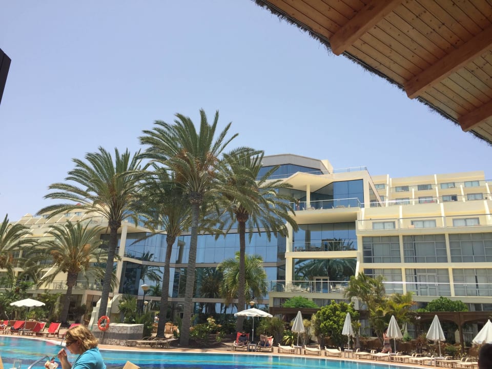 Blick vom Strand zur Rückseite SBH Hotel Costa Calma Palace