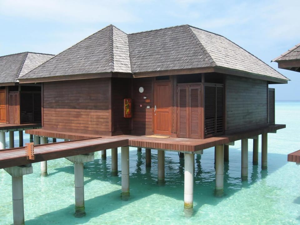 Jacuzzi Water Villa von außen Sun Siyam Olhuveli