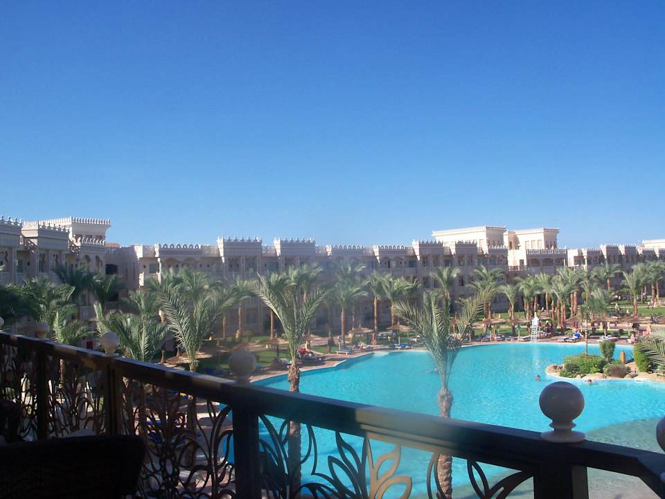 Poolanlage Pickalbatros Palace Resort