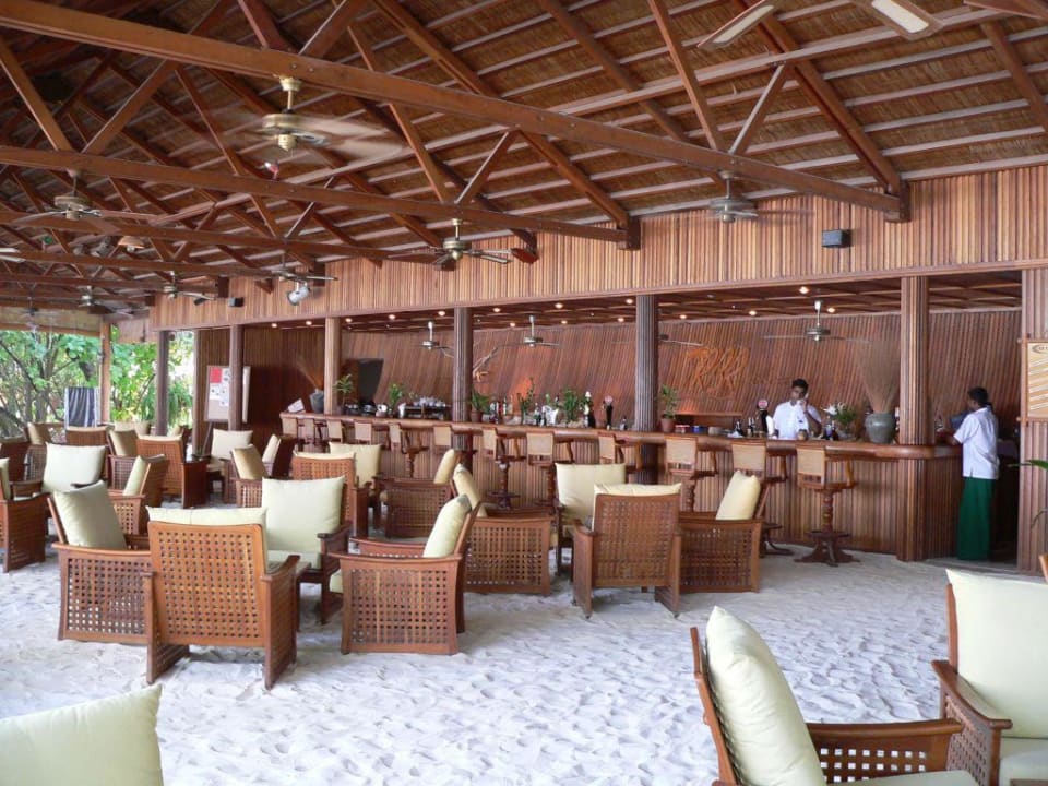 Mainbar von innen NH Collection Maldives Reethi Resort