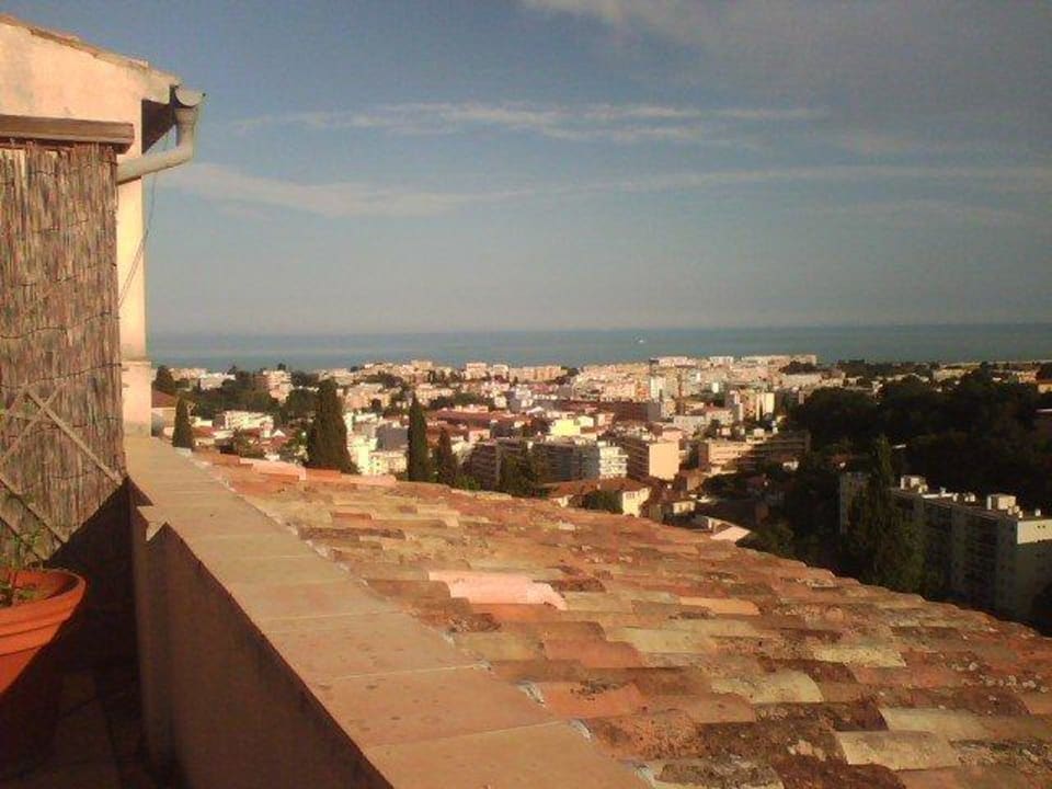 Blick von der Terrasse Hotel Chateau Le Cagnard