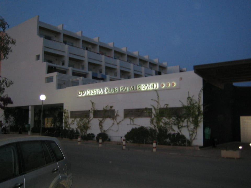 Hoteleingang Grand Palladium White Island Resort & Spa