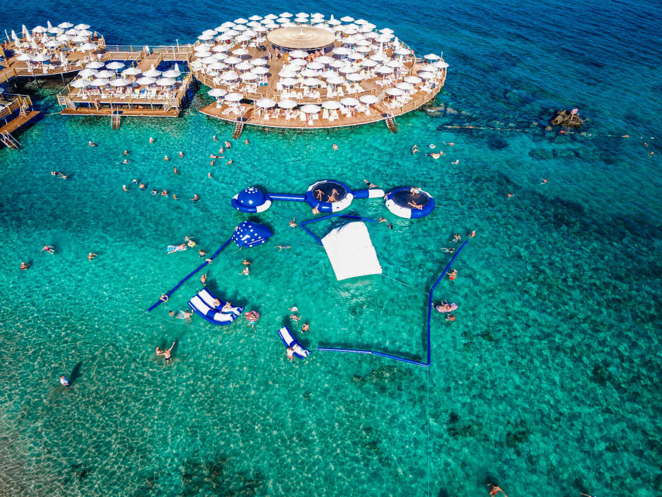 Strand Salamis Bay Conti Resort Hotel & Casino