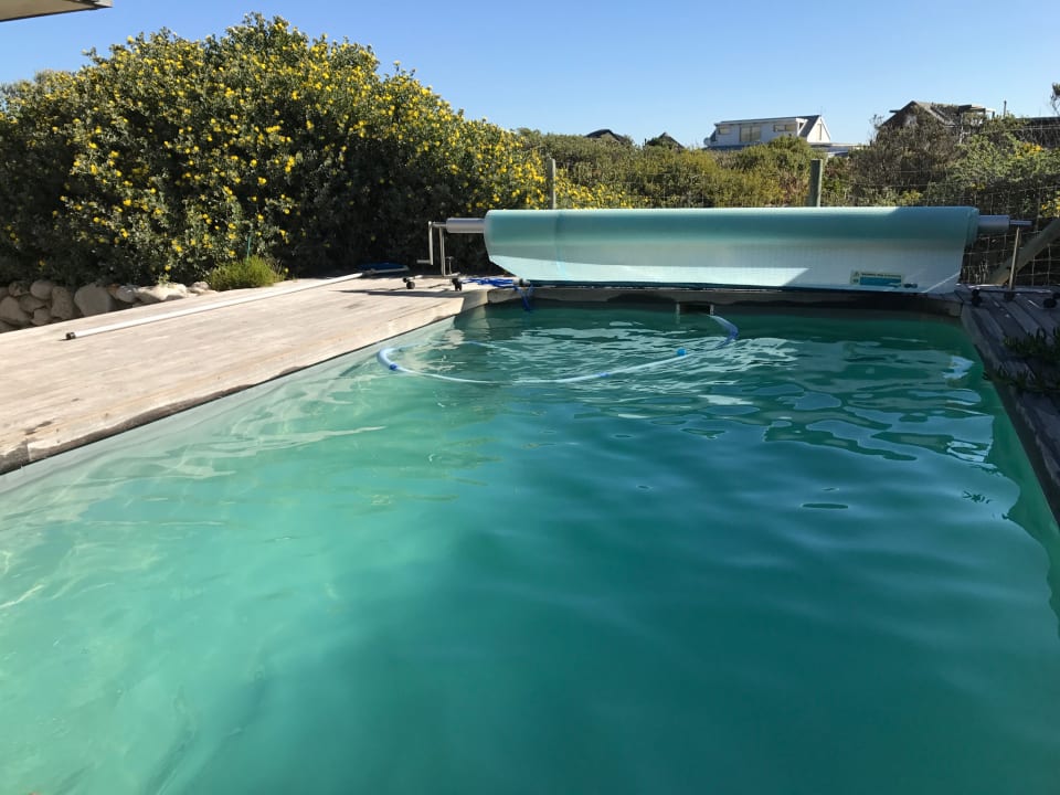 Pool Beach Paradise Holiday Home