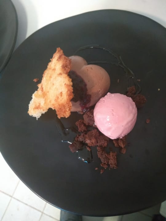 Gastro Kavaliershaus Suitehotel am Finckener See