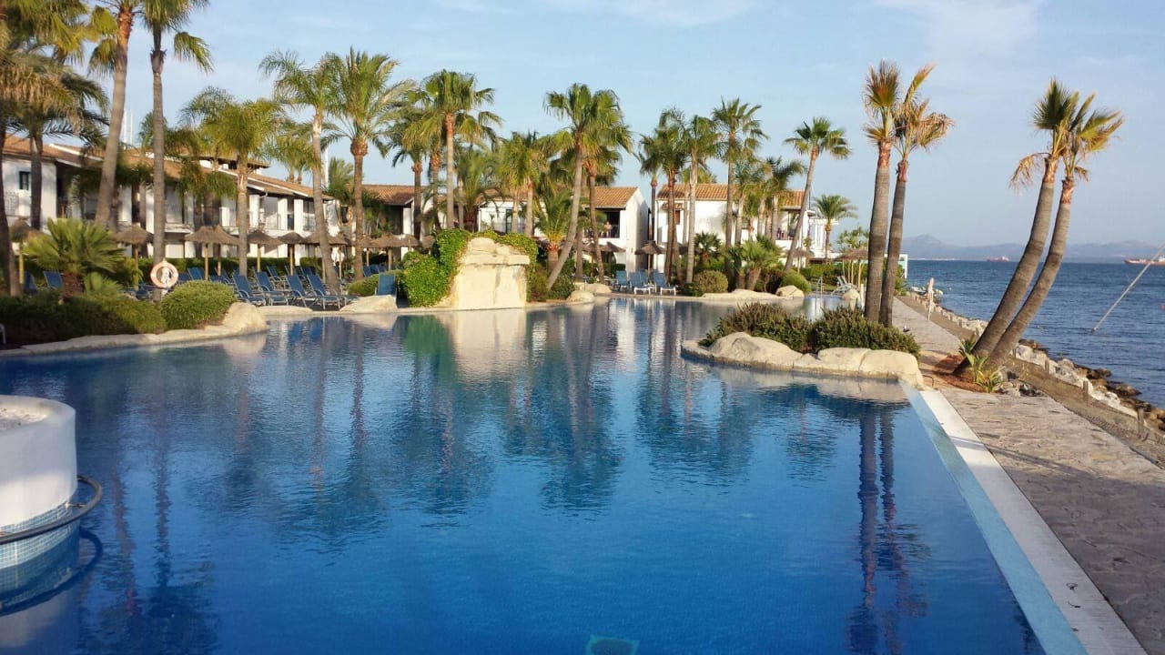 Infinity Pool Alcudiamar Marina Residence