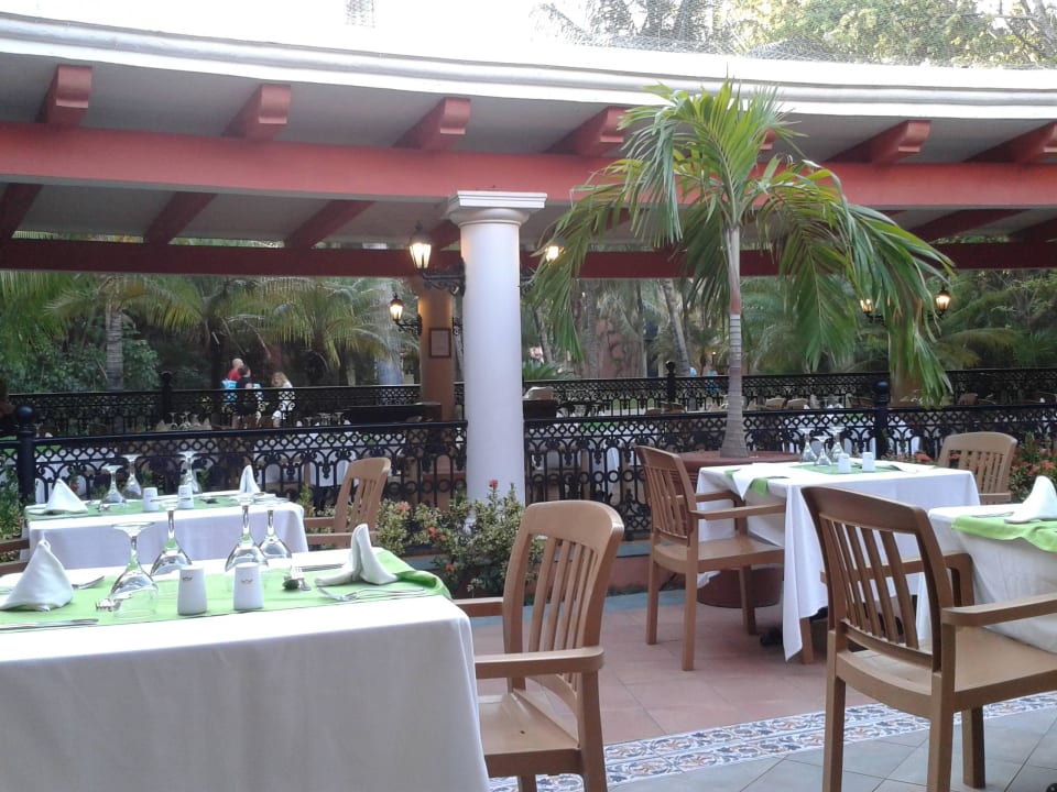 Außenplätze Hotel Riu Tequila