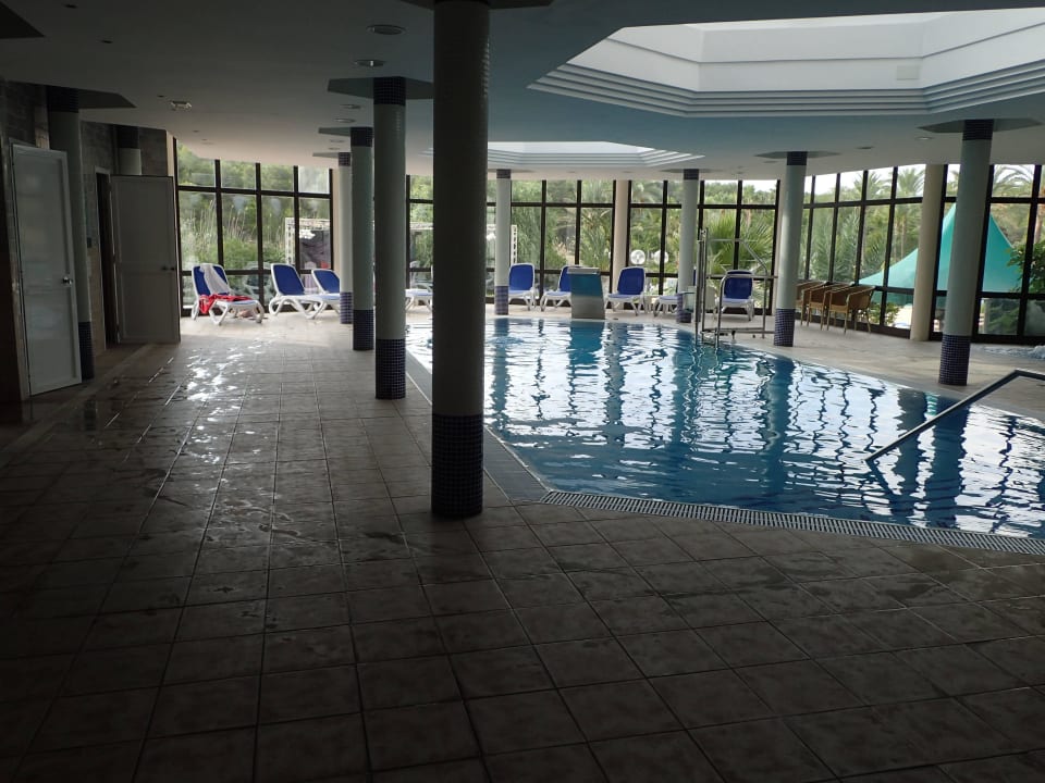 Hallenbad Hotel Exagon Park