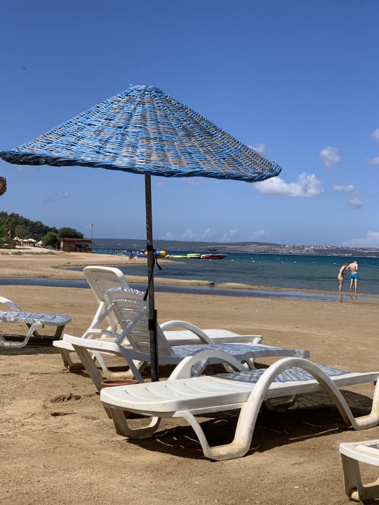 Strand Ramada Resort Akbuk